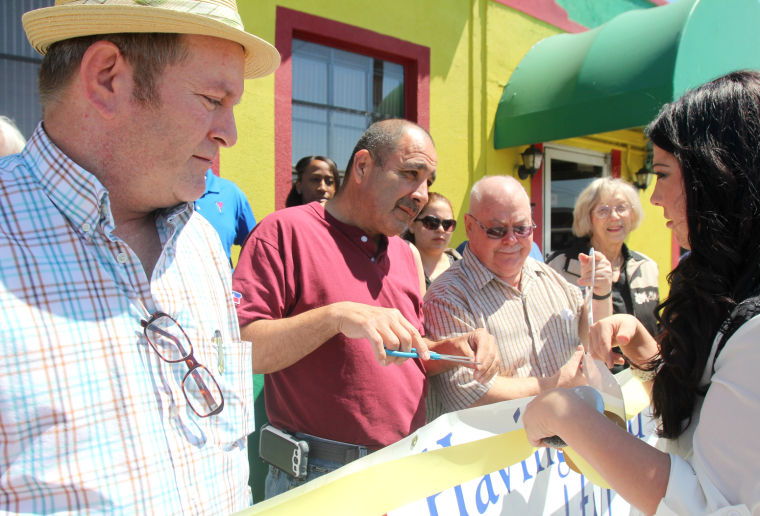 Tank's Pub Ribbon Cutting